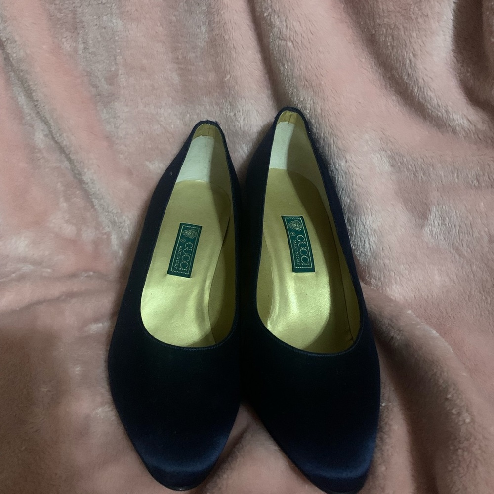 Gucci Heels (Size 7, Color Blue)